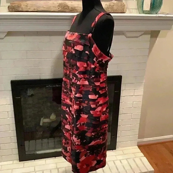 #215 Dress barn Woman Red Layered Dress Size 18 - Picture 3 of 6